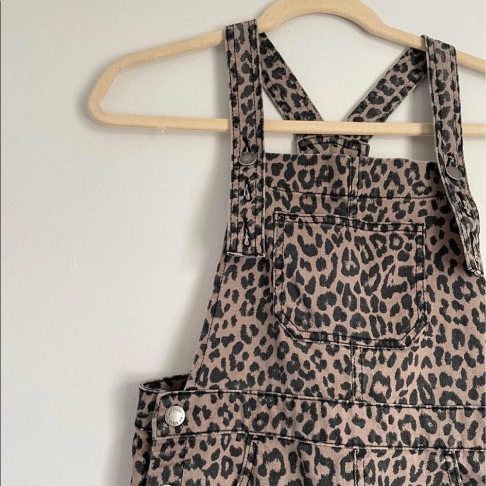 Girls ‘Cat & Jack’ Skirt Overalls - LIKE NEW.